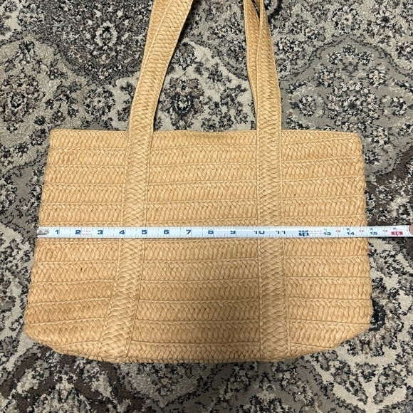 Draper James straw tote bag - Picture 8 of 8